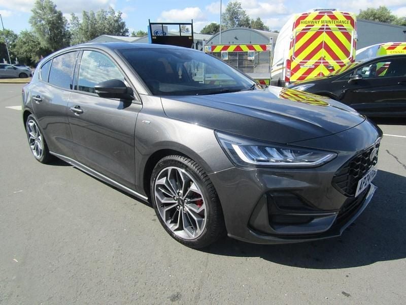 Used Ford Focus ST-Line X 2024 Magnetic grey Hatchback