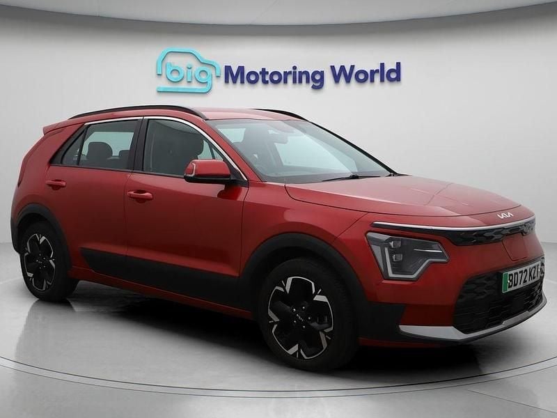 Red Used 2022 Kia e-Niro SUV | £15,200 - Image 1/4