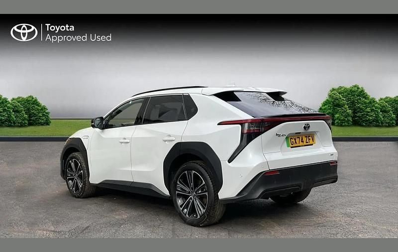 Used Toyota bZ4X Edition 160 kW (218 HP) 2024 White SUV