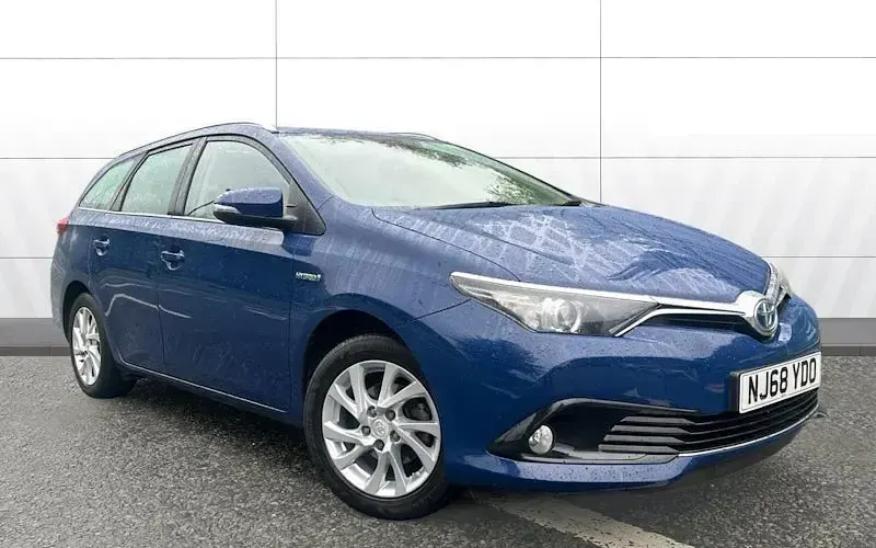 Usado Toyota Auris Touring Sports 136 HP (100 kW) 2019 Carrinha