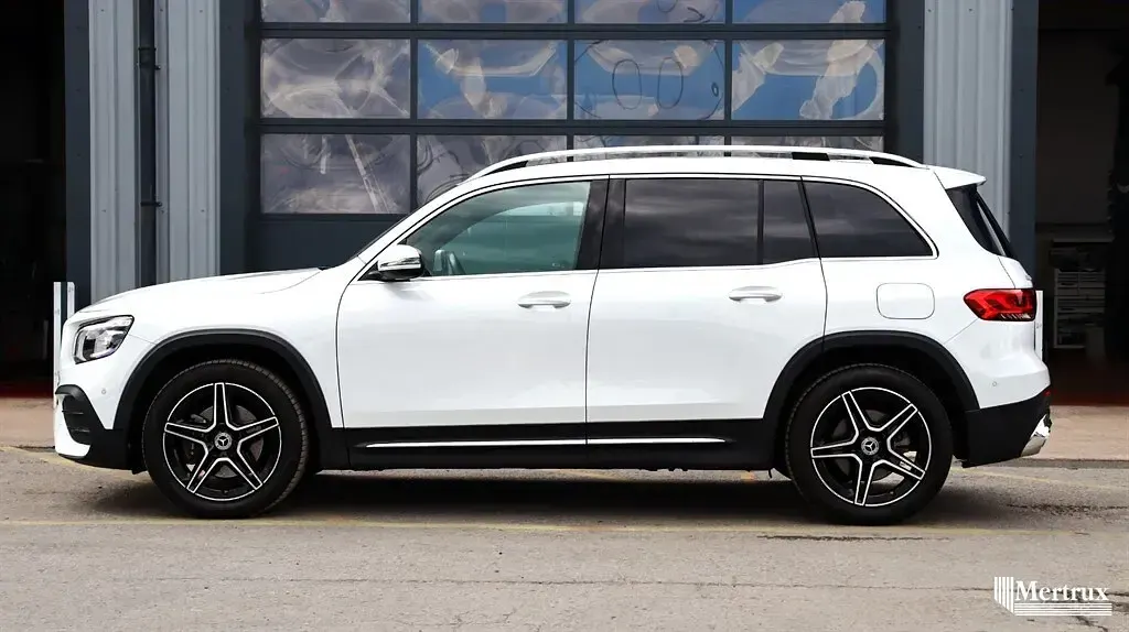 Begagnad Mercedes GLB200 Executive 2023 Vit SUV