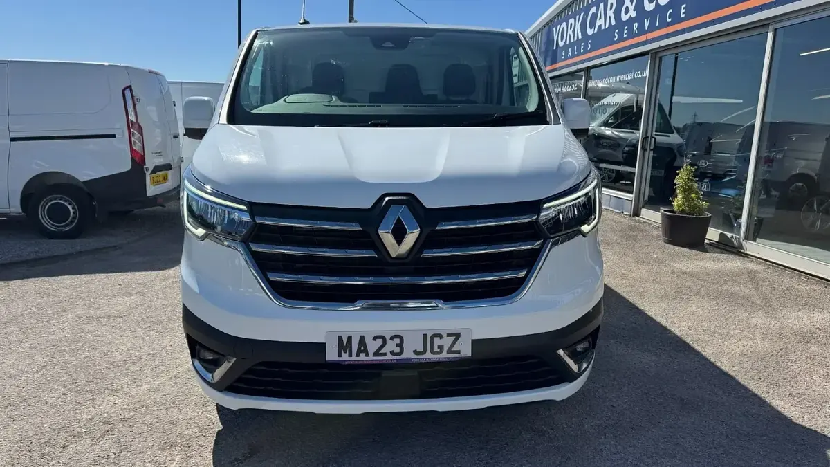 Used Renault Trafic 2023 White