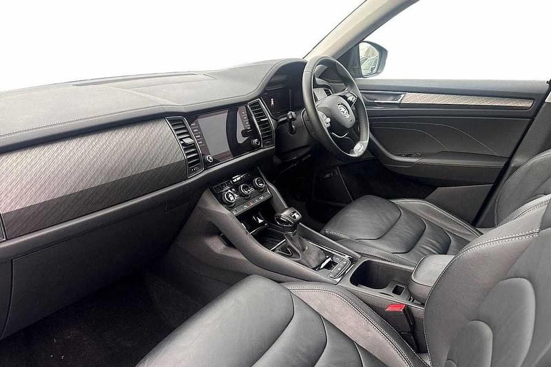 Used Skoda Kodiaq SE L Executive 150 HP (110 kW) 2024 Graphite grey SUV