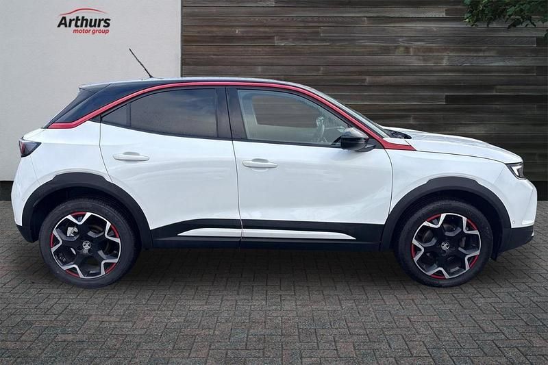 Used Vauxhall Mokka GS Line 128 HP (94 kW) 2022 White SUV
