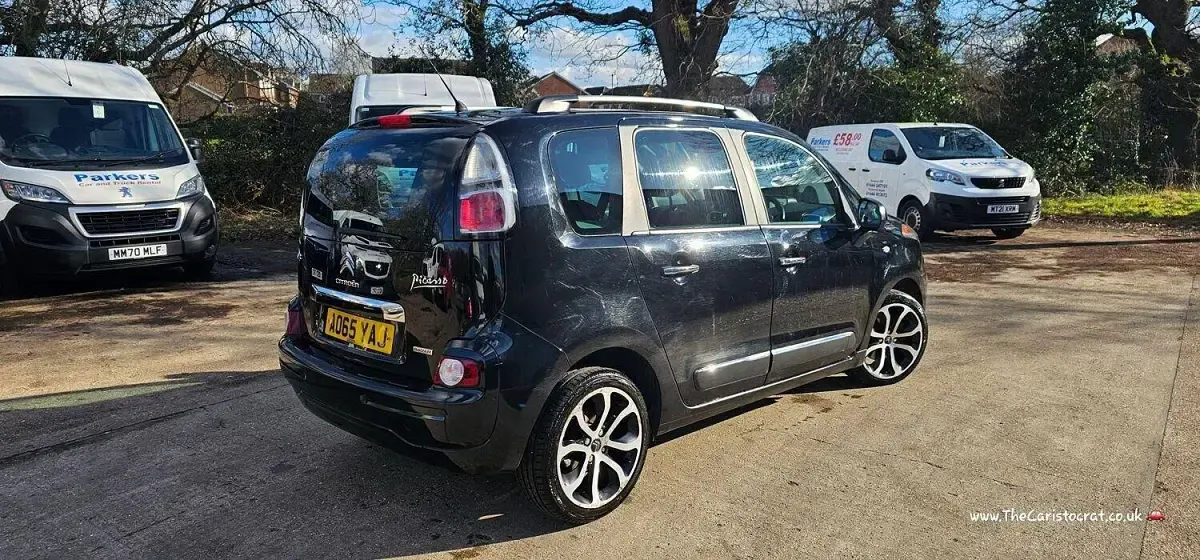 Used Citroën C3 Picasso Platinum 108 HP (79 kW) 2015 Black MPV