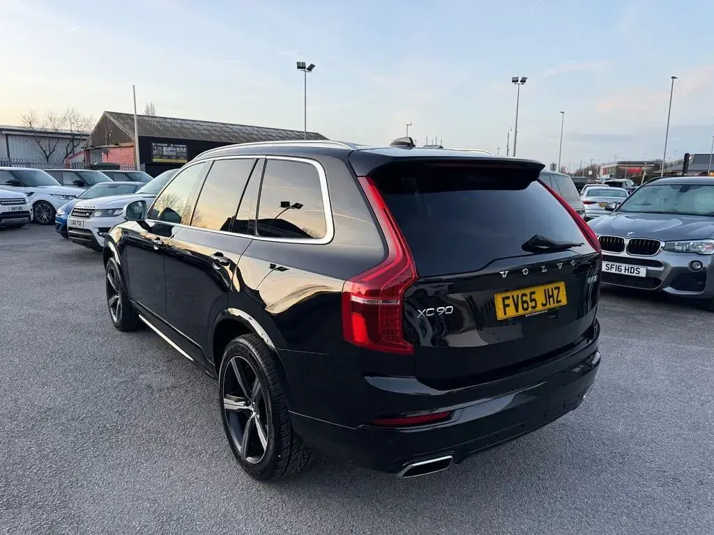 Used Volvo XC90 R-Design 225 HP (165 kW) 2015 Black SUV