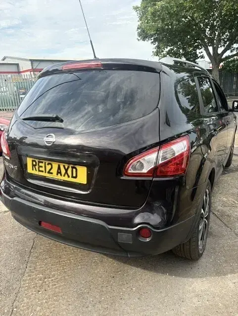 Used Nissan Qashqai +2 N-TEC 110 HP (80 kW) 2012 Black SUV