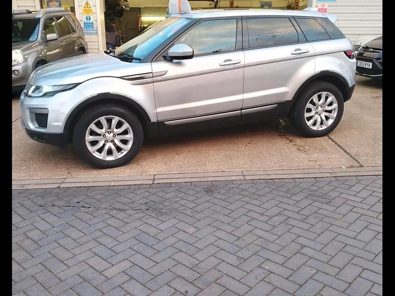 Used Land Rover Range Rover evoque SE 240 HP (176 kW) 2017 Silver SUV