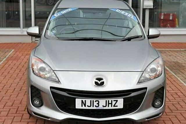 Begagnad Mazda 3 2013 Halvkombi