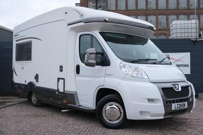 White Used 2007 Peugeot Boxer Van | £28,995 - Image 1/4