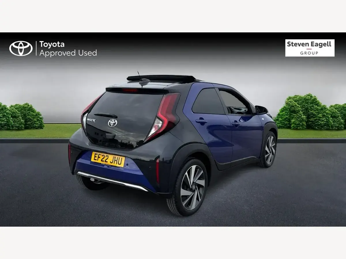 Używany Toyota Aygo X 72 KM (52 kW) 2022 Niebieski SUV