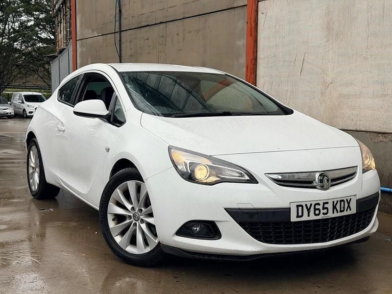 White Used 2016 Vauxhall Astra GTC SRi Hatchback | £3,995 (Fair price) - Image 1/4