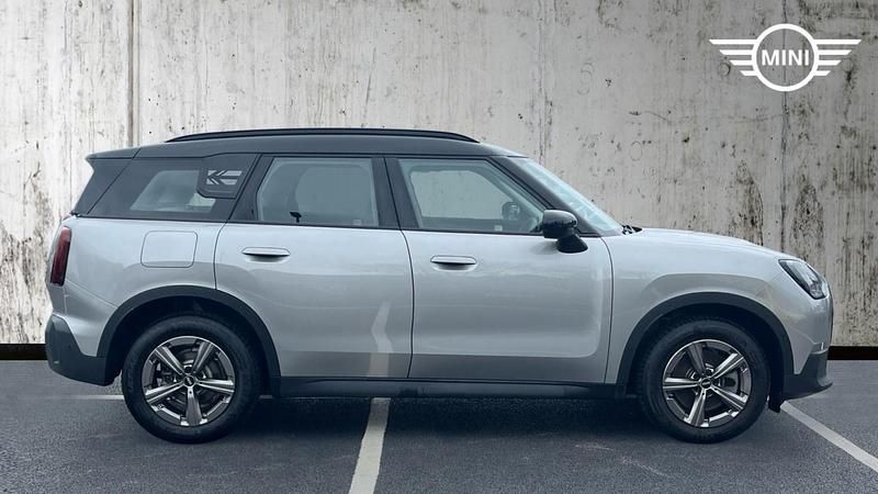 Used Mini Countryman Classic 168 HP (123 kW) 2024 Silver SUV