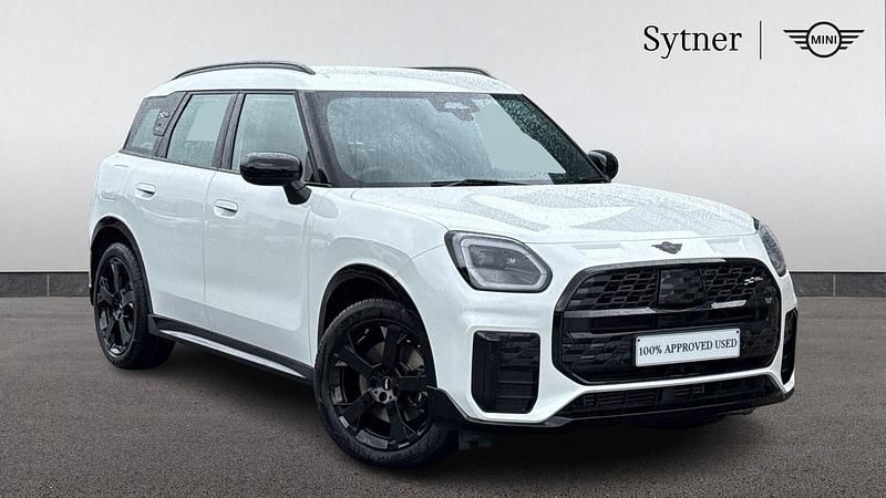 White Used 2024 Mini Countryman SUV | £33,000 (Fair price) - Image 1/4