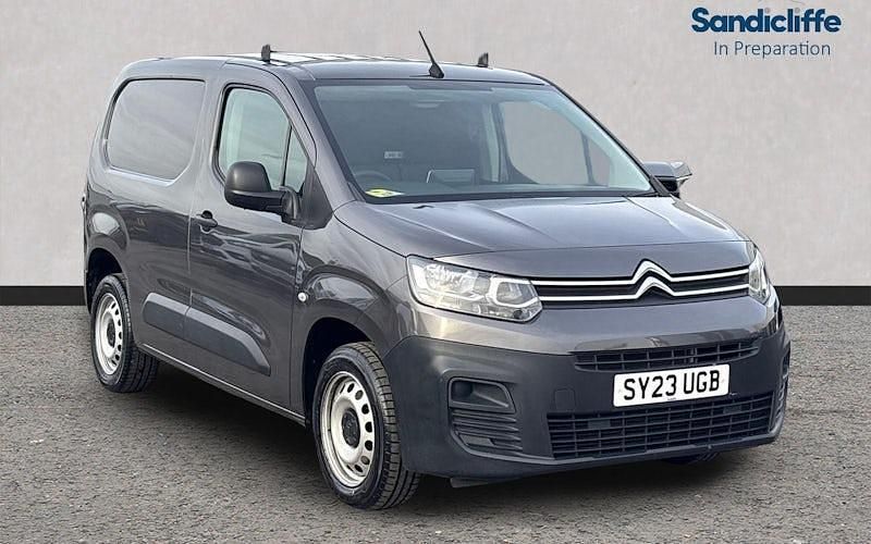 Used Citroën Berlingo 102 HP (75 kW) 2023 Grey MPV