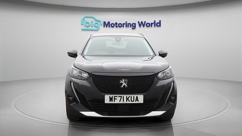 Used Peugeot e-2008 Allure 100 kW (136 HP) 2021 SUV