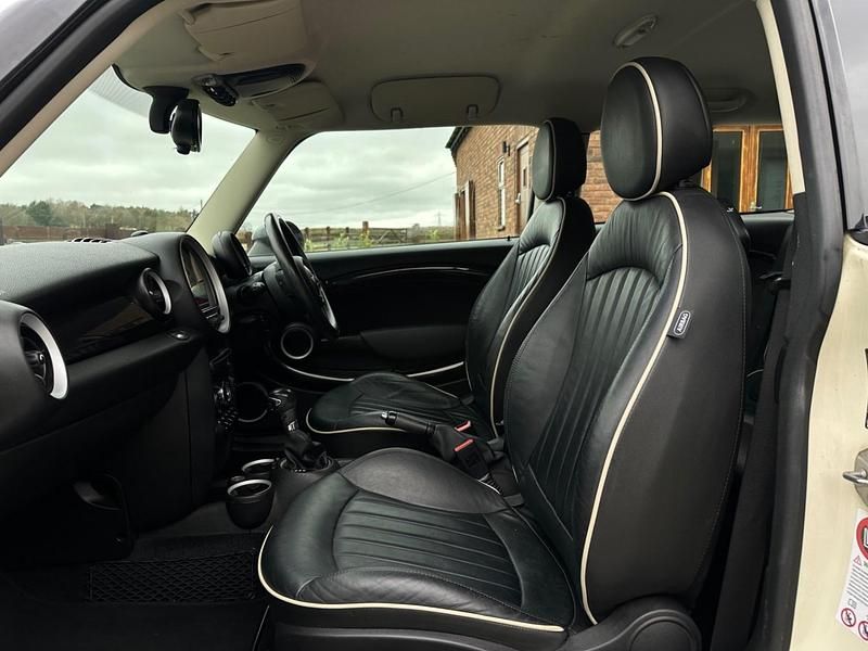 Used Mini Cooper Clubman 122 HP (89 kW) 2010 White Estate