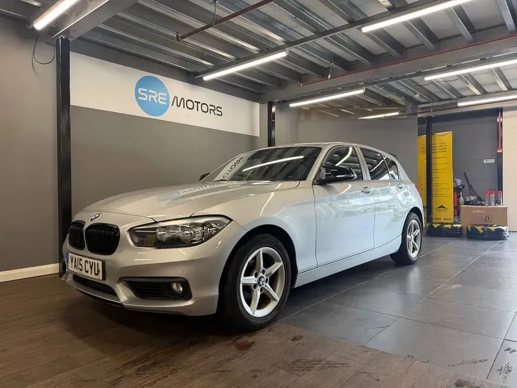 Used BMW 118 Comfort Edition 150 HP (110 kW) 2015 Silver Hatchback