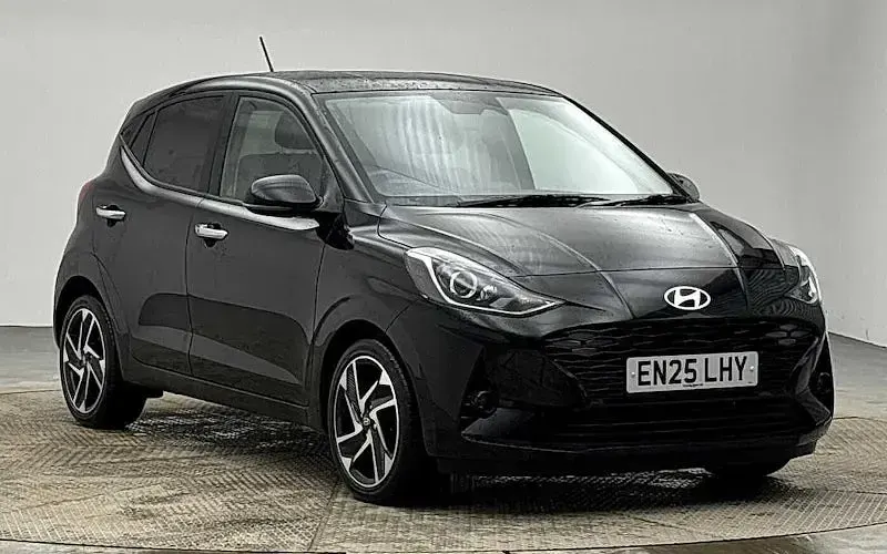 Used Hyundai i10 Premium 79 HP (58 kW) 2025 Hatchback