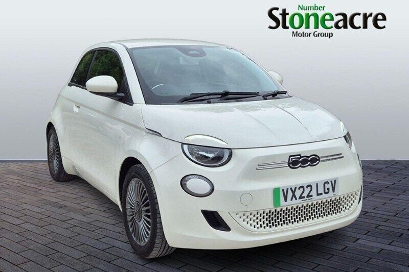 Used 2022 Fiat 500e Star Hatchback | £10,995 (Good price) - Image 1/1
