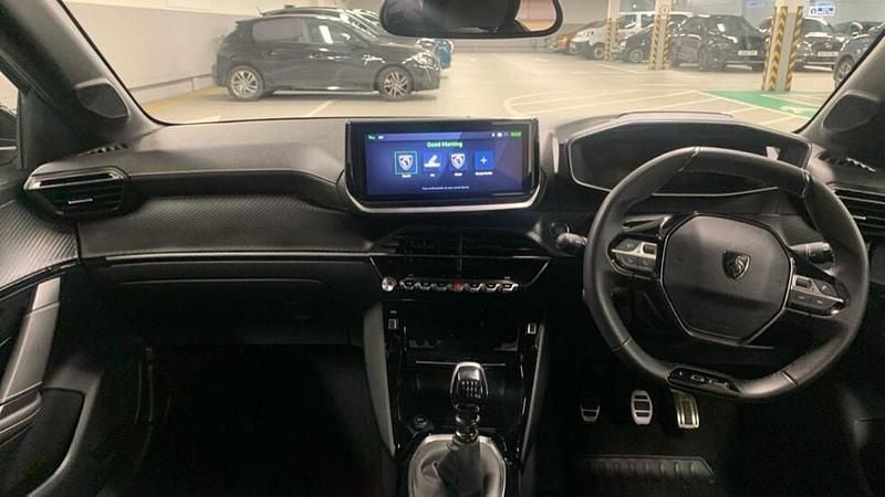 Used Peugeot 208 GT 99 HP (72 kW) 2025 White Hatchback