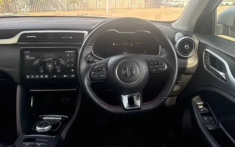 Used MG ZS Trophy Connect 114 kW (156 HP) 2022 Silver SUV