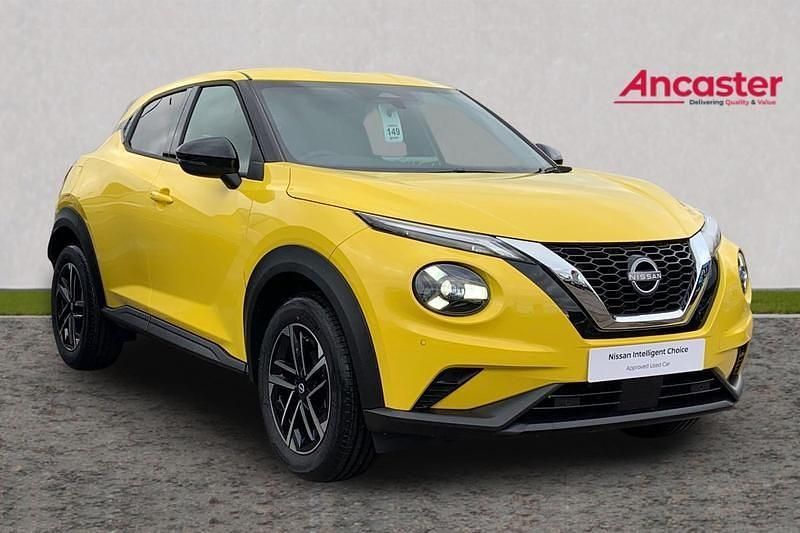 Yellow New 2025 Nissan Juke N-Connecta SUV | £19,975 (Good price) - Image 1/4