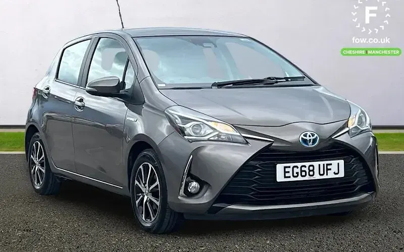 Used Toyota Yaris Hybrid 101 HP (74 kW) 2019 Hatchback