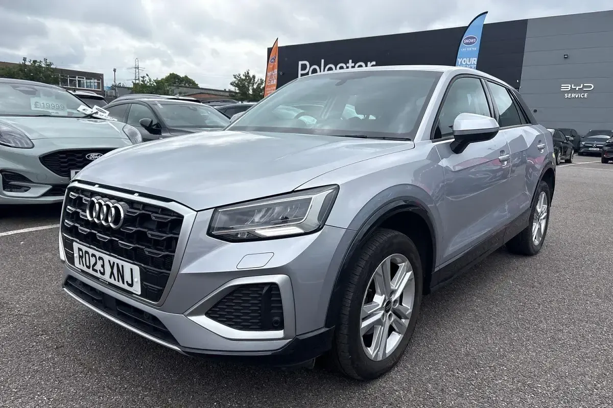 Used Audi Q2 Sport 150 HP (110 kW) 2023 Silver SUV