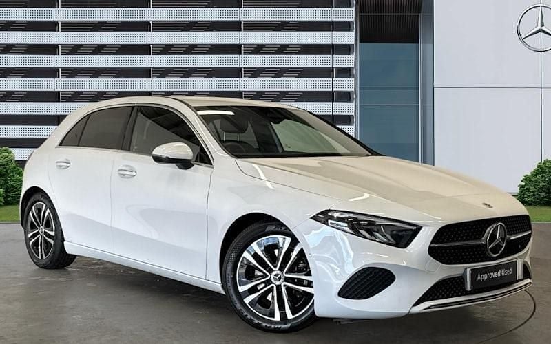 Gebraucht Mercedes A200 Executive 136 PS (100 kW) 2017 Kleinwagen