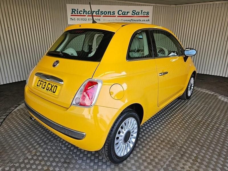 Used Fiat 500 Lounge 69 HP (50 kW) 2013 Yellow Hatchback