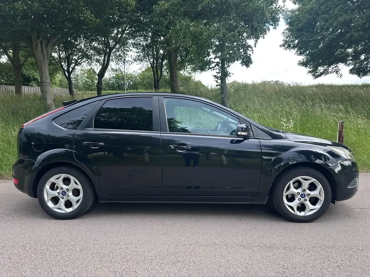 Used Ford Focus Sport 99 HP (72 kW) 2011 Black Hatchback