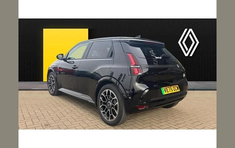 Used Renault R5 Komfort 108 kW (147 HP) 2026 Other Hatchback