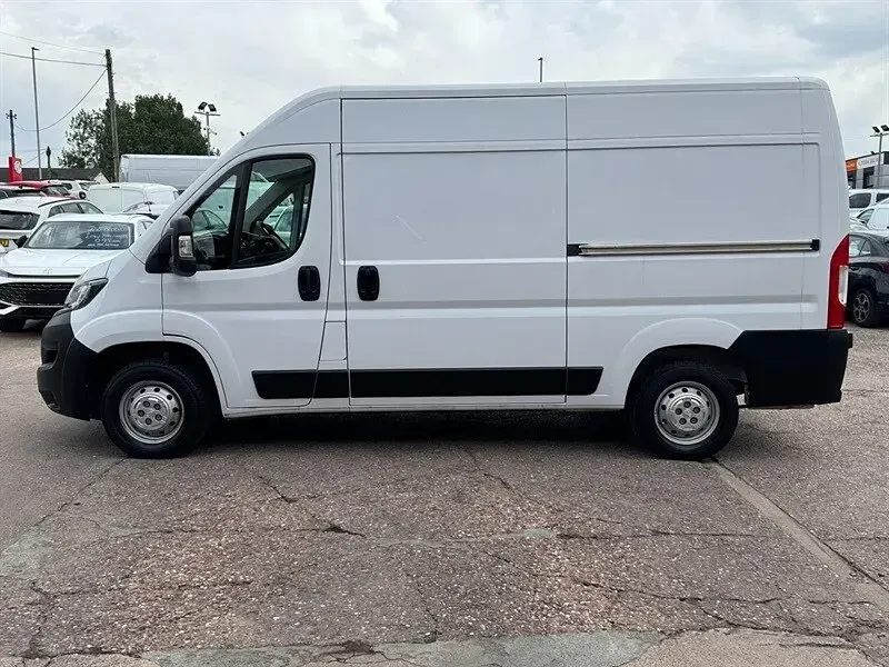 Used Peugeot Boxer S 2023 White Van