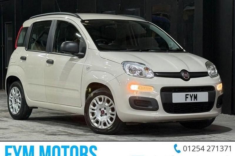 Usado Fiat Panda Easy 69 HP (50 kW) 2013 Bege Citadino