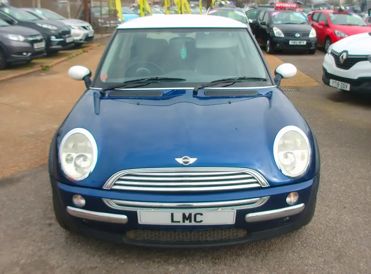 Used Mini Cooper Hatch 115 HP (84 kW) 2004 Blue Hatchback