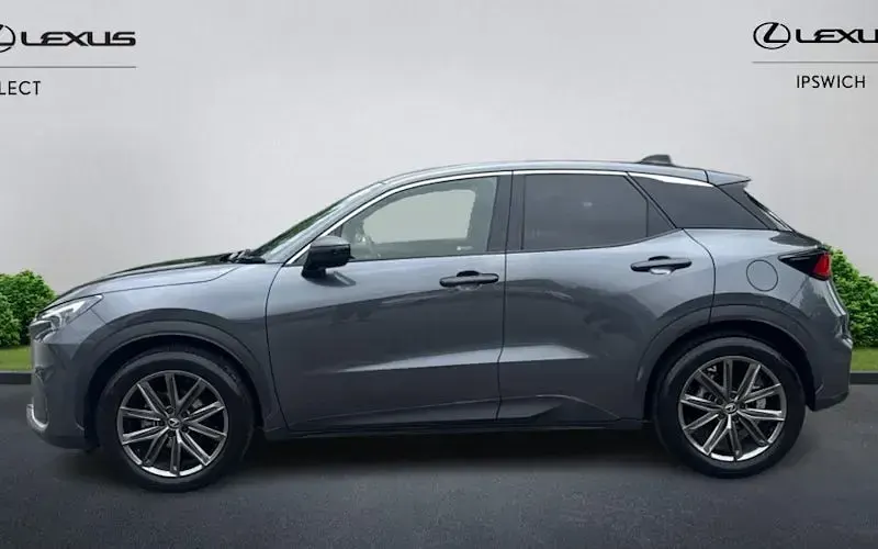 Used Lexus LBX 136 HP (100 kW) 2026 SUV