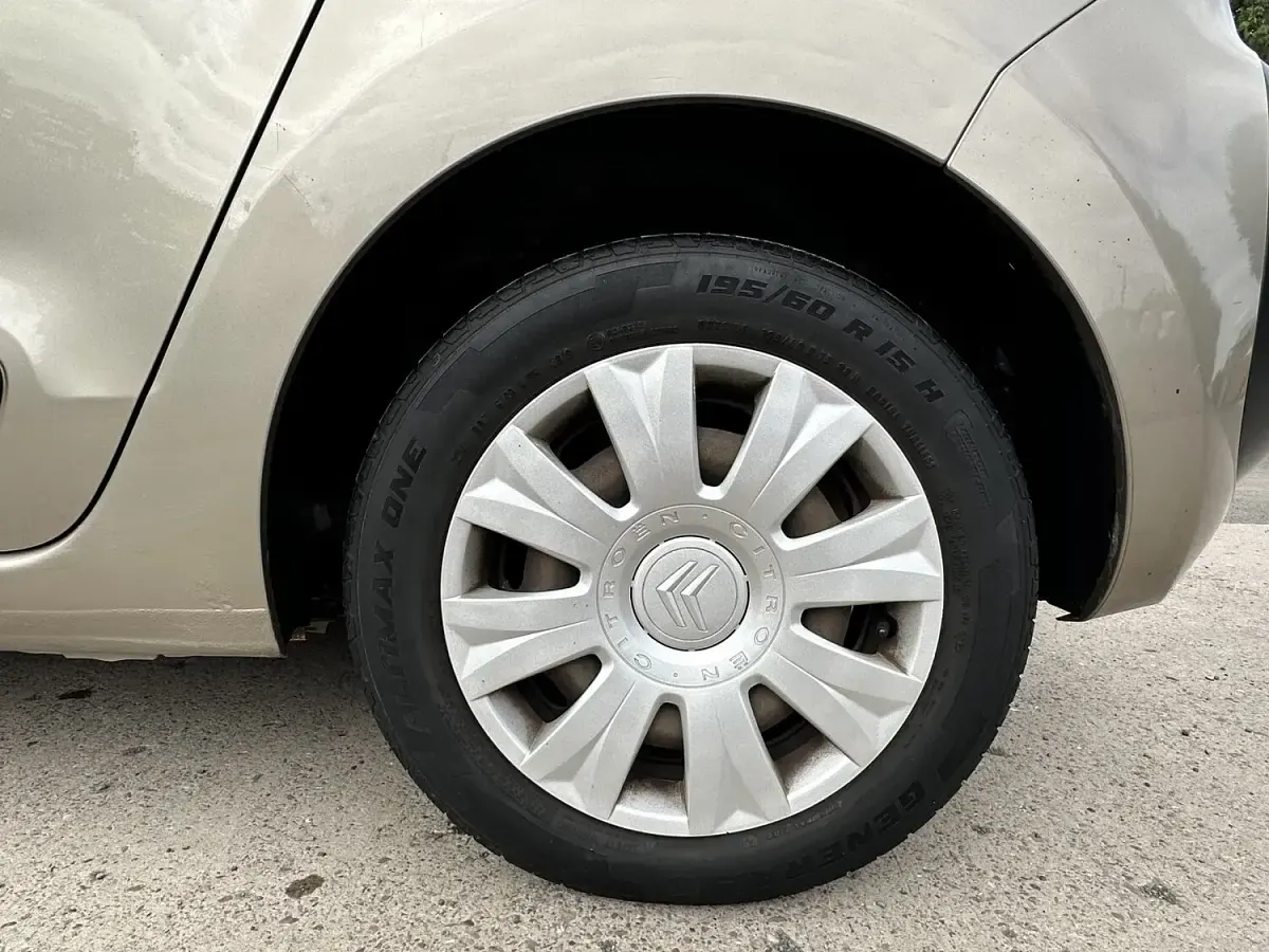 Used Citroën C3 Picasso 2009 Beige MPV