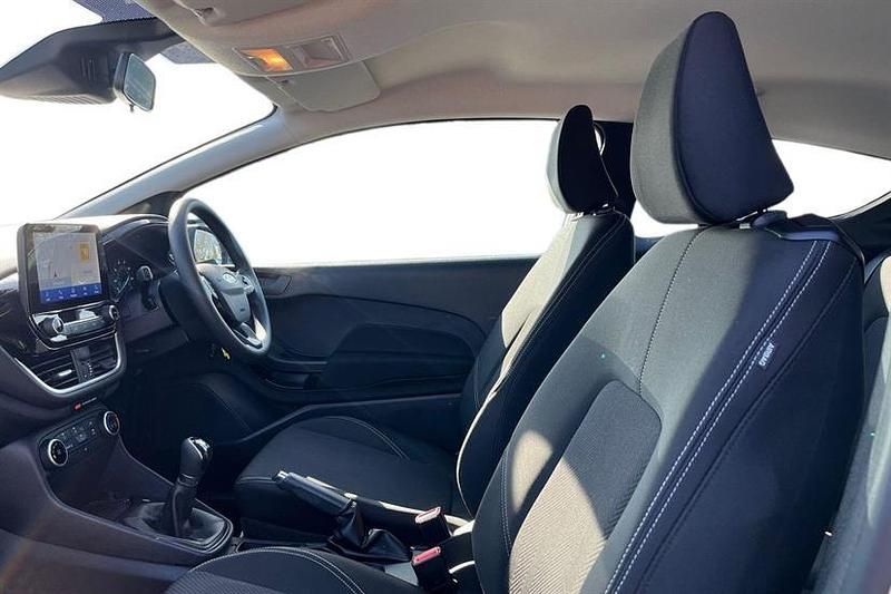 Used Ford Fiesta Trend 75 HP (55 kW) 2022 Silver Hatchback