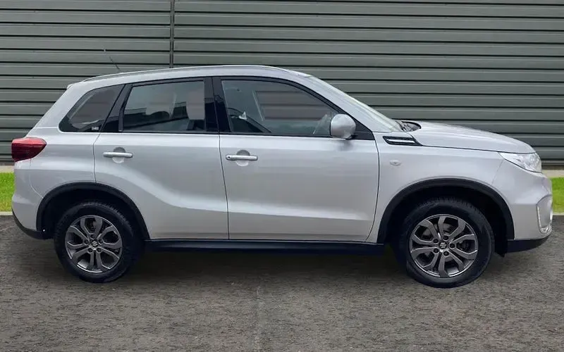 Used Suzuki Vitara SZ4 112 HP (82 kW) 2019 Silver SUV