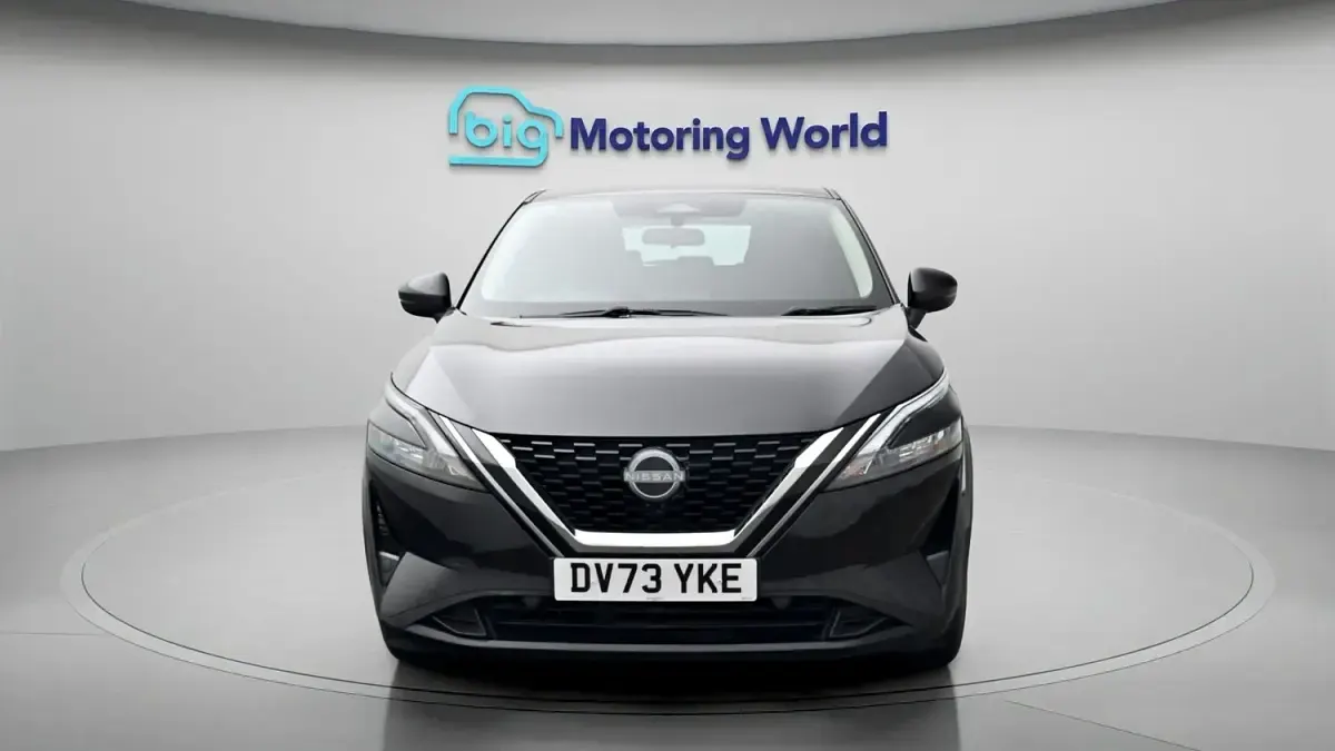 Used Nissan Qashqai Acenta Premium 140 HP (102 kW) 2023 Black SUV
