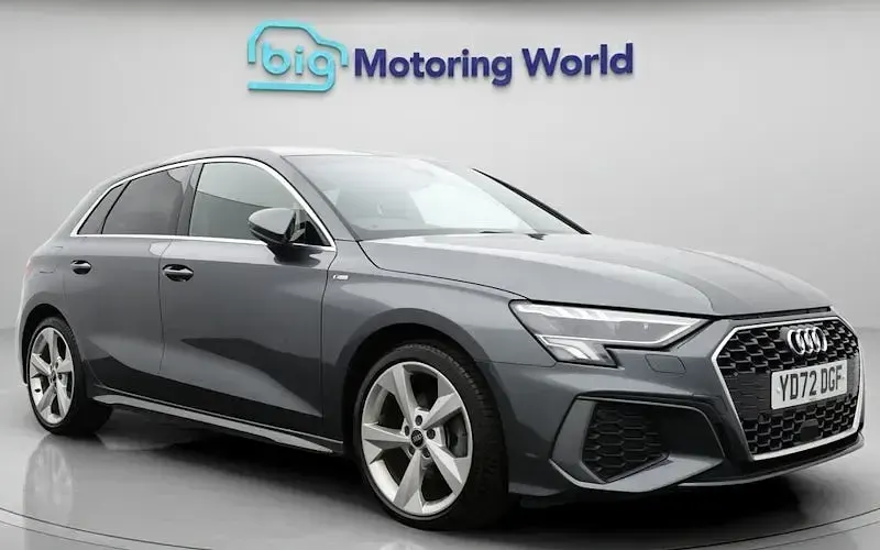 Used Audi A3 Sportback S-Line 150 HP (110 kW) 2024 Hatchback