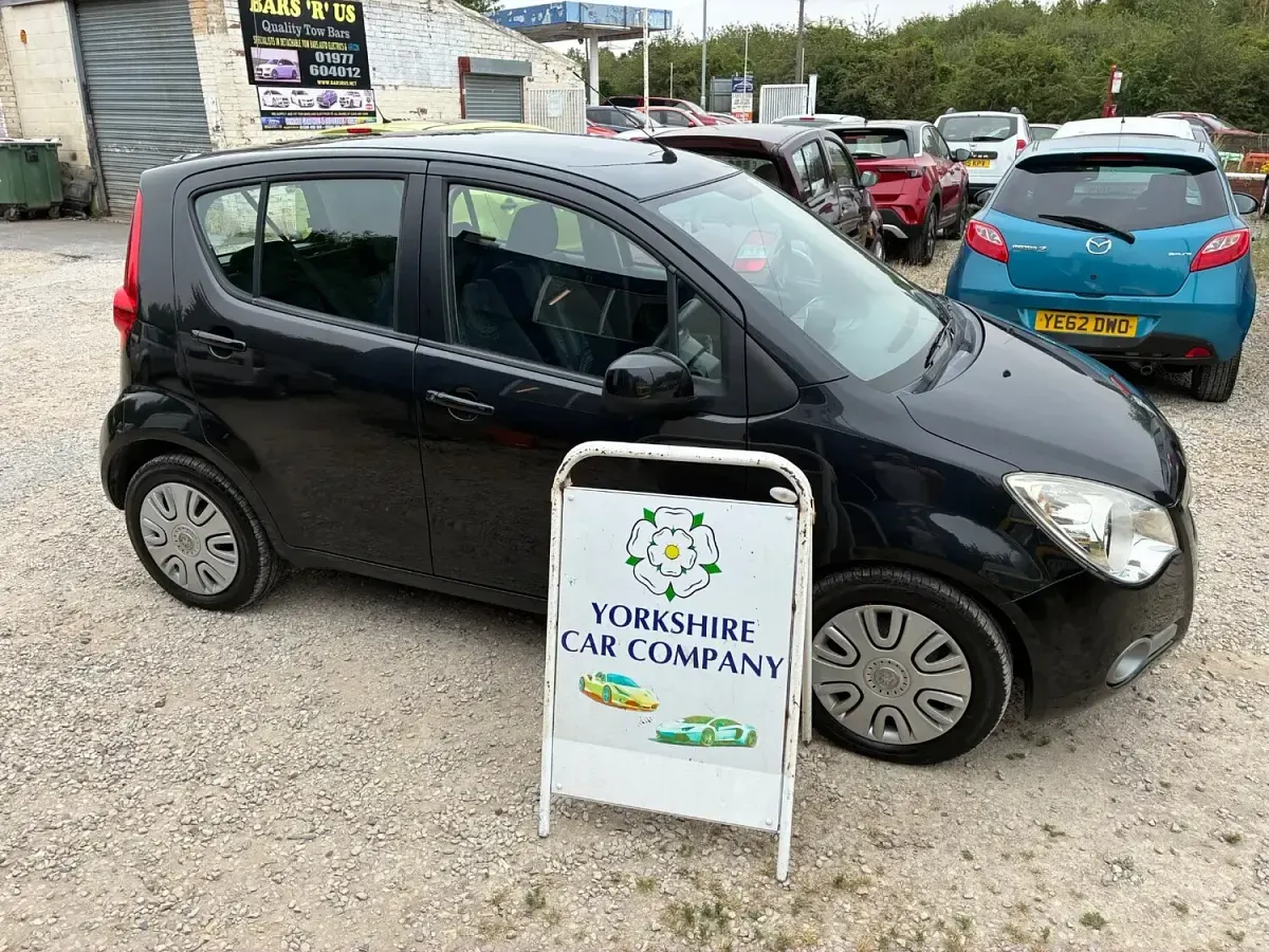 Used Vauxhall Agila S 2013 Black MPV