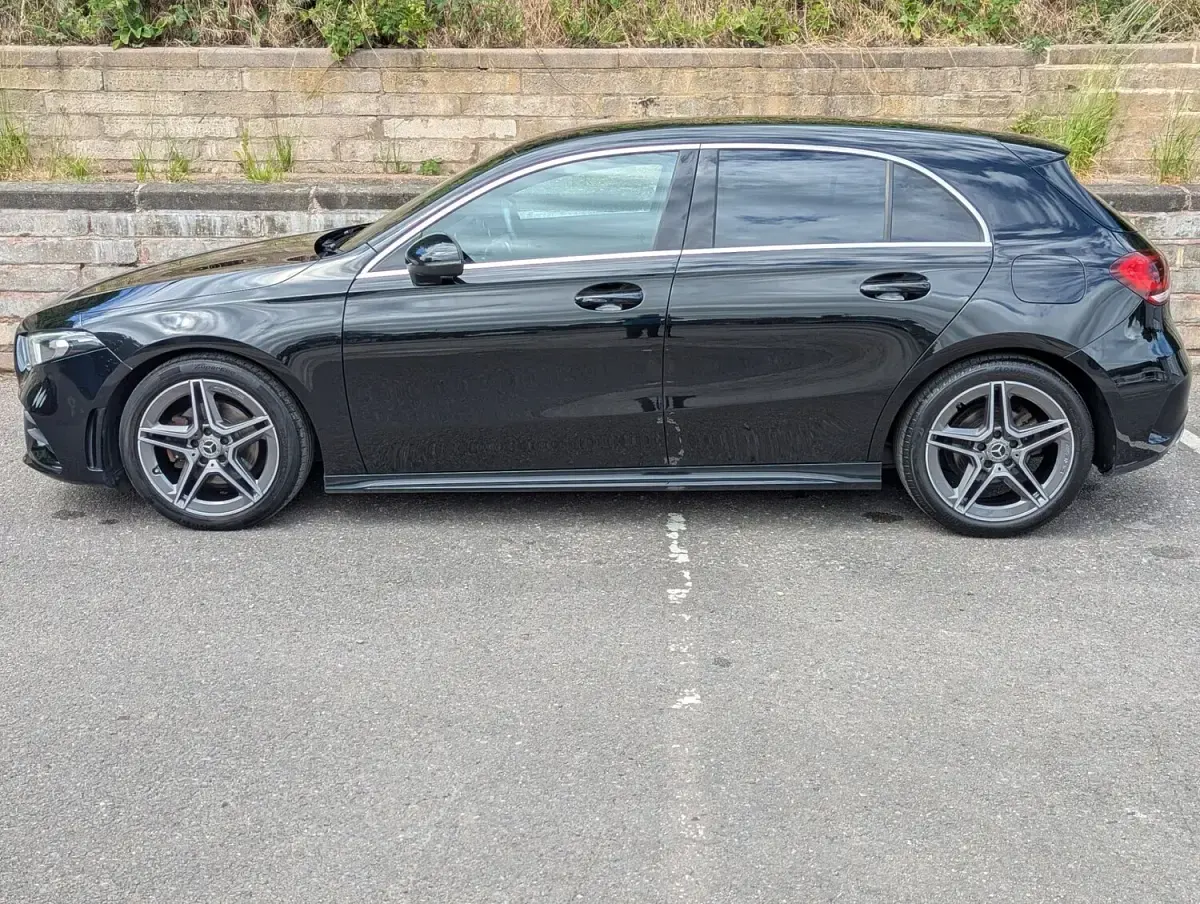 Used Mercedes A180 AMG line 136 HP (100 kW) 2020 Black Hatchback