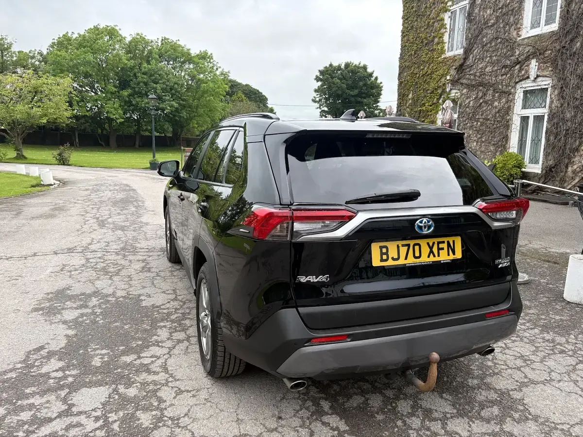 Used Toyota RAV4 Design 222 HP (163 kW) 2020 Black SUV