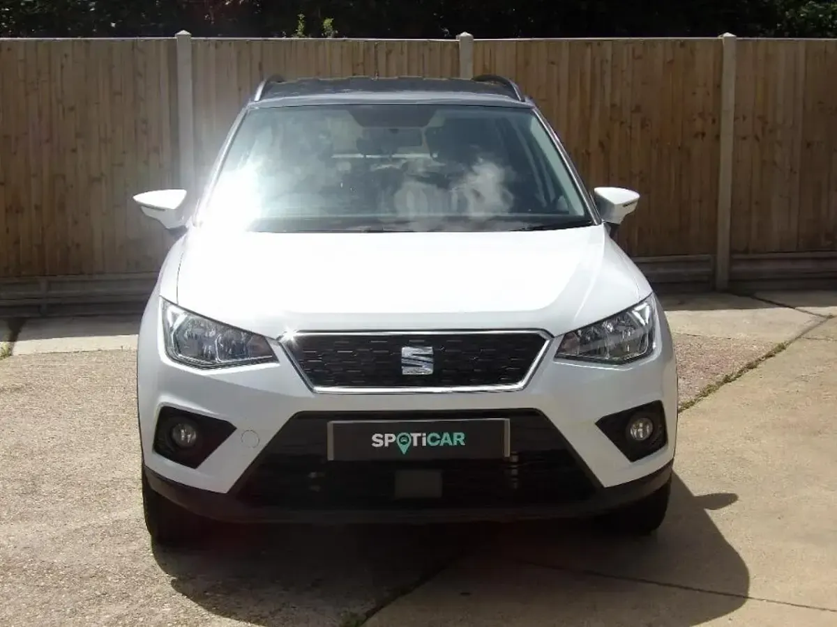 Used Seat Arona SE Technology 113 HP (83 kW) 2020 White SUV
