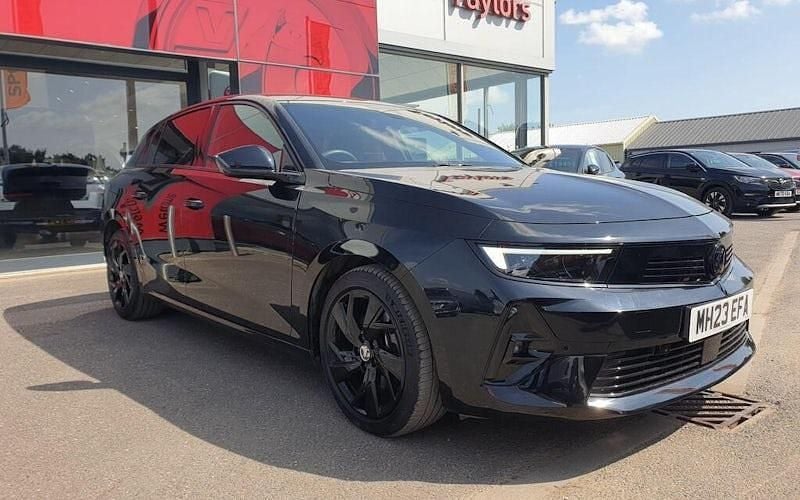 Used Vauxhall Astra 179 HP (131 kW) 2025 Hatchback