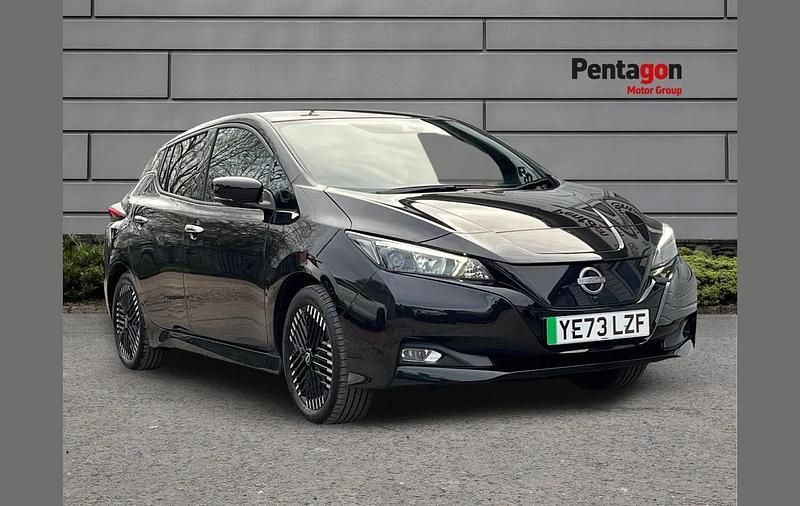 Used Nissan Leaf N-Connecta 110 kW (150 HP) 2023 Black Hatchback