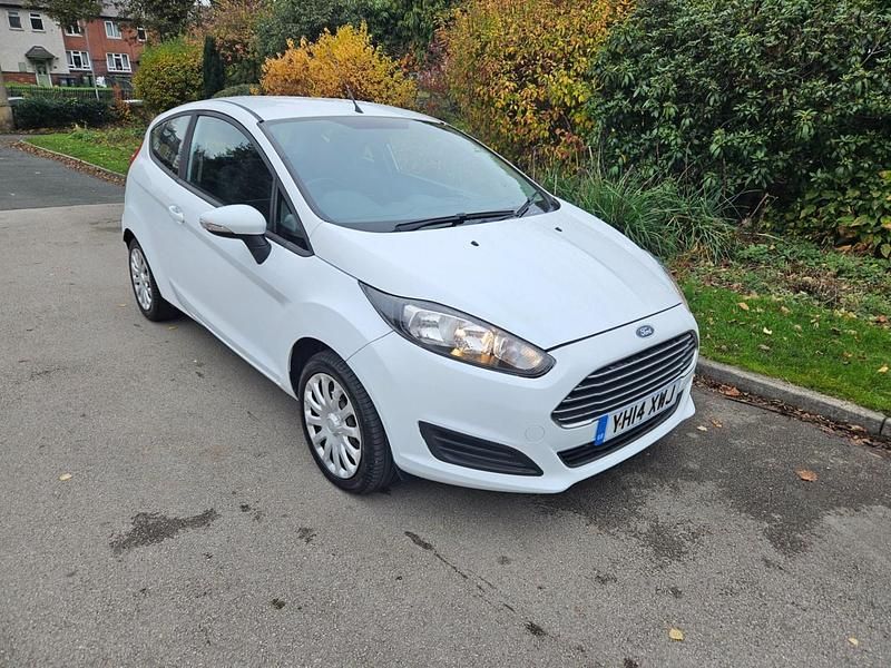 White Used 2014 Ford Fiesta Style Hatchback | £3,295 (Super price) - Image 1/4