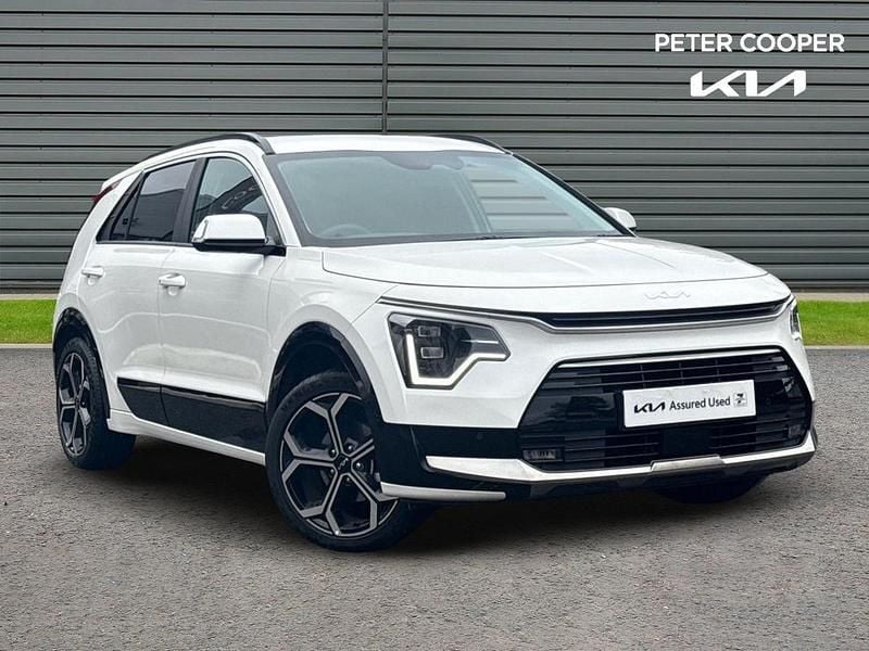 White Used 2024 Kia Niro SUV | £25,445 (Expensive) - Image 1/4